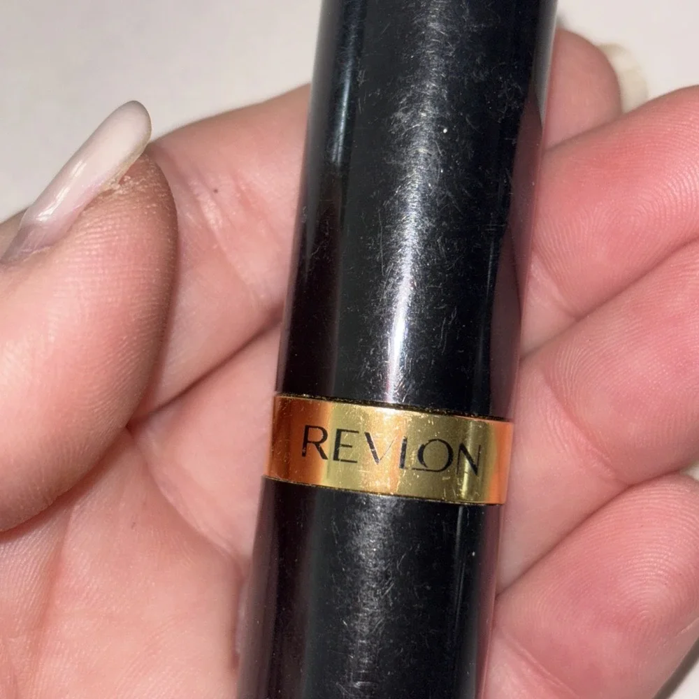 Revlon Fuchsia Fusion Super Lustrous‎ Lipstick -  657 Pearl - Single.  3563